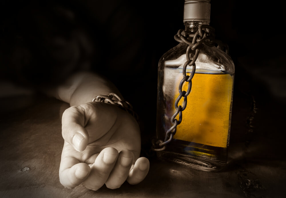 ¿Qué es intoxicación aguda por alcohol?