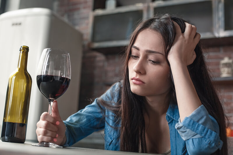 Le traitement de l’alcoolisme n’est pas impossible, la solution existe !