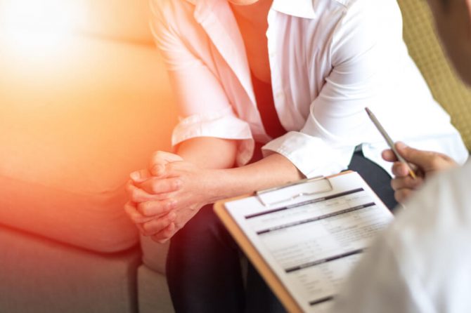 L’importance de la psychothérapie dans le traitement des dépendances