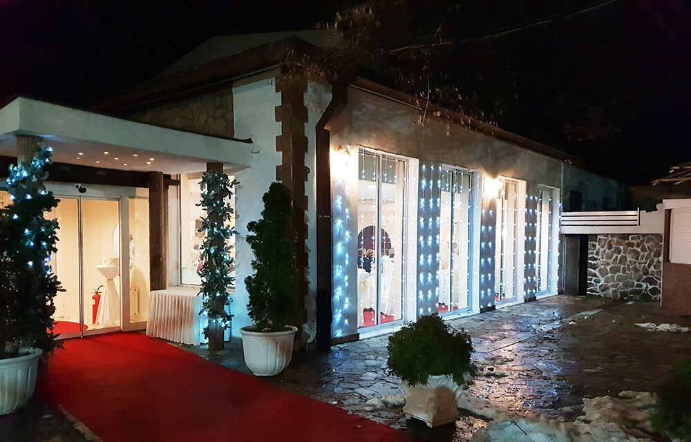 Vitin e suksesshëm në punë e rrumbullakuam me një festë në restorantin Filmski Grad